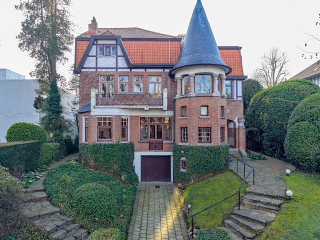 Villa avec terrasse