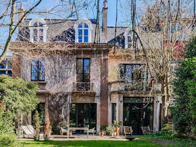 Villa avec terrasse