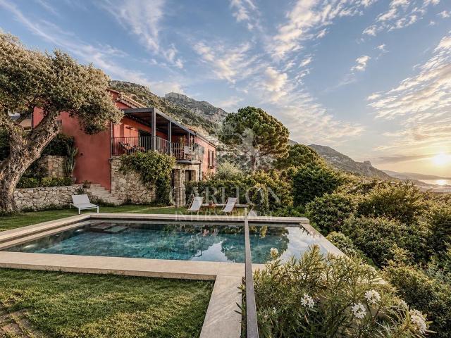 Villa avec vue panoramique sur Monaco et la Méditerranée 200m² Beausoleil