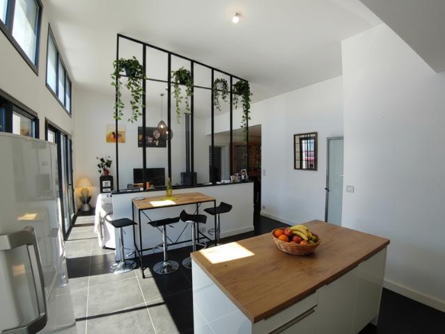 VILLA BASSE CONSOMATION GARAGE PISCINE RODEZ
