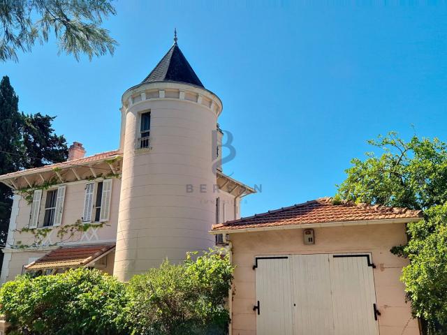 Villa Belle Époque Saint Raphael Bas Valescure Au Calme Et B. 120m² Saint Raphaël