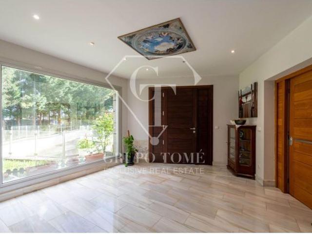 Villa bifamiliar en Paseo Oriamendi A