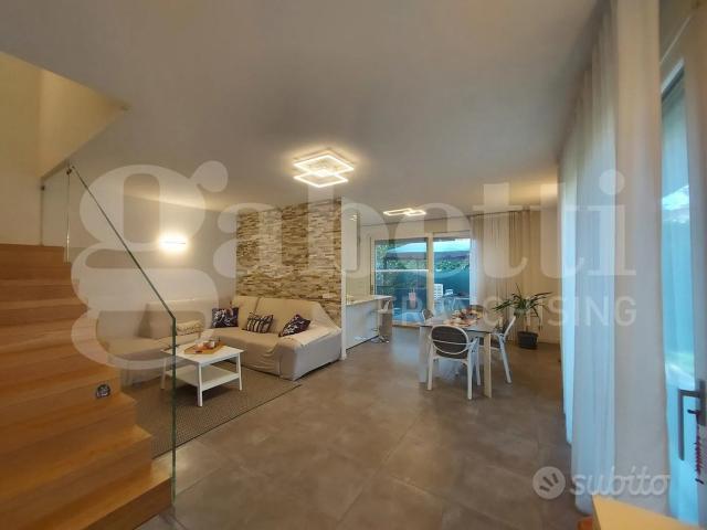 Villa bifamiliare Treviso [Cod. rif 3391180ARG]