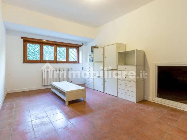 Villa bifamiliare via Cesare Pascucci, Infernetto, Roma