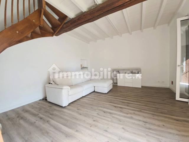 Villa bifamiliare via Alzaia 5, Centro, Borgarello