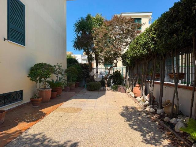 Villa bifamiliare via giuseppe pagano, Monterusciello, Pozzuoli