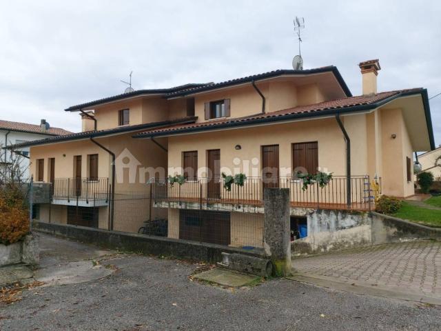 Villa bifamiliare via dei Colli 10, Curogna, Pederobba