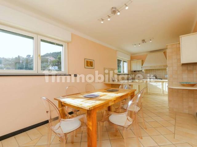 Villa bifamiliare via del Sole 18, Centro, Santa Margherita Ligure