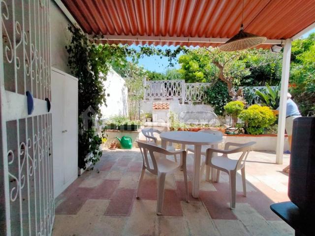 Villa bifamiliare via Fedro 105, Leporano Marina, Leporano