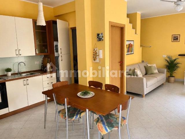 Villa bifamiliare via Marina di Pietragrande 8, Calalunga Pietragrande, Montauro