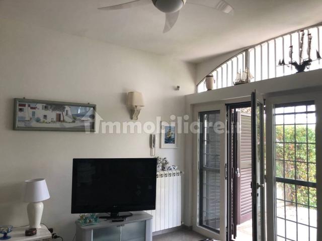 Villa bifamiliare via San Felice Circeo, Litoranea Terracina San Felice, Terracina