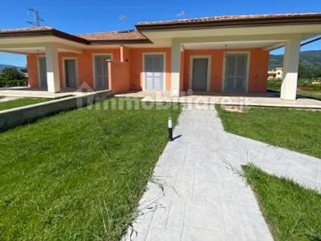 Villa bifamiliare via San Lorenzo, Cassino