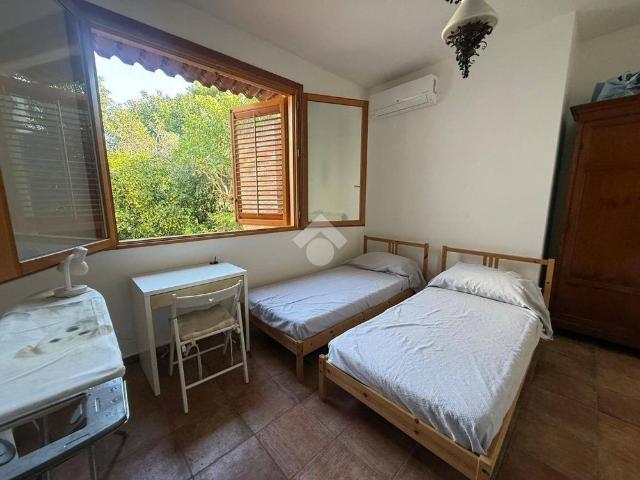 Villa bifamiliare via Pazienza 28, Mondello Valdesi, Palermo