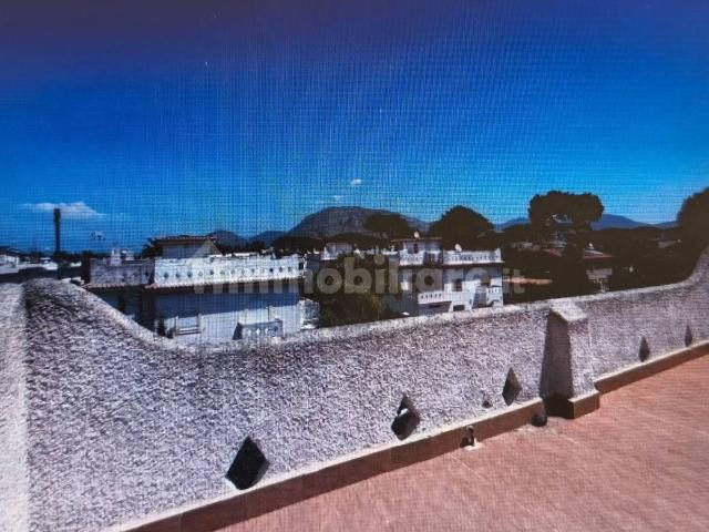 Villa bifamiliare via Riva Azzurra 31, Litoranea Terracina San Felice, Terracina