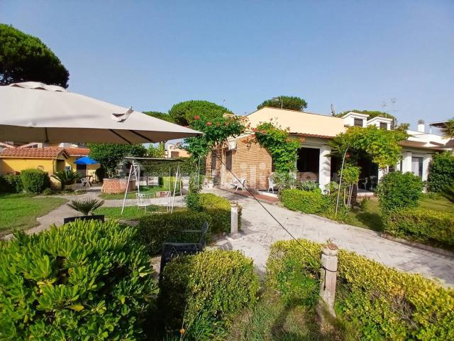 Villa bifamiliare via Terracina 102, Centro, San Felice Circeo