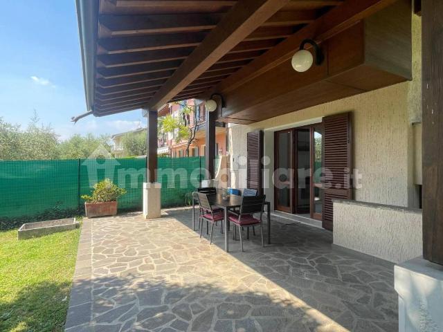 Villa bifamiliare via Umberto Zerneri 6, Centro, San Felice del Benaco