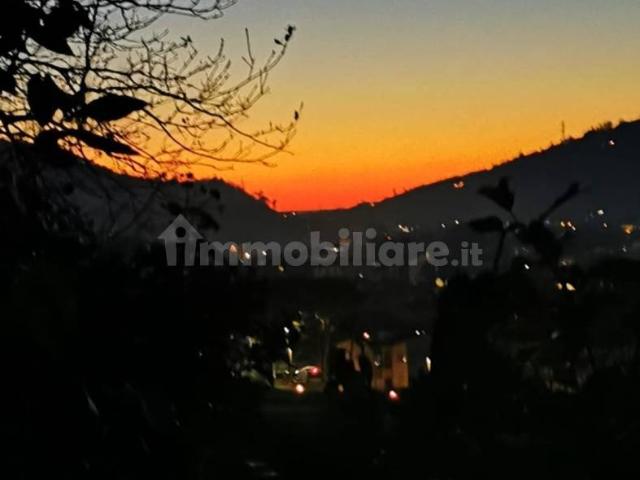 Villa bifamiliare via Verdina 90 a, Camaiore Paese, Camaiore