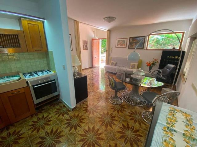 Villa bifamiliare viale dell'Olimpo 18, Lanza di Scalea Olimpo, Palermo