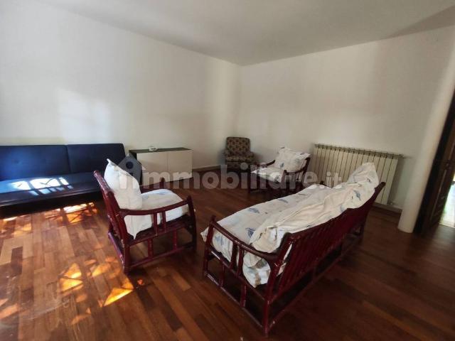 Villa bifamiliare viale Italia, Mondello Valdesi, Palermo