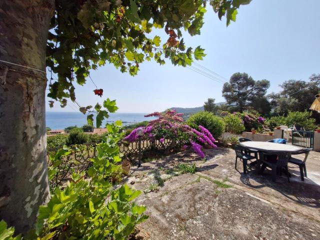 Villa Bifamiliare vista mare, Rio Marina cavo