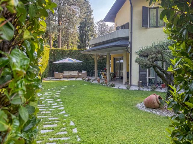 Villa Bifamiliare a basso consumo a Gallarate
