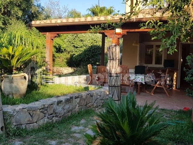 Villa bifamiliare Contrada Agli Androni, Terrasini