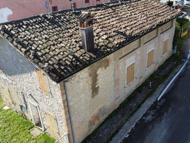Villa Bifamiliare con giardino a Guiglia