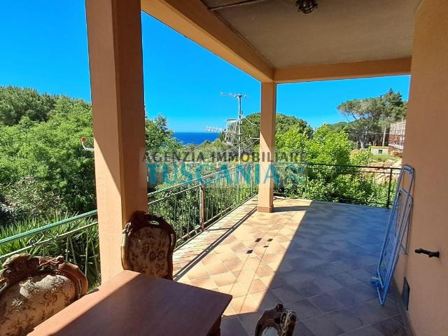 Villa Bifamiliare con giardino, Marciana procchio