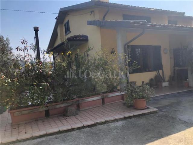Villa Bifamiliare di 76 mq a Lamporecchio