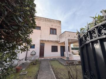 Villa Bifamiliare di 110 mq a Tor San Lorenzo, Nuova California, Landriana Ardea