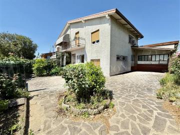 Villa Bifamiliare di 118 mq a Urago Mella, Primo Maggio, Sant'Anna, Villaggio Badia Brescia