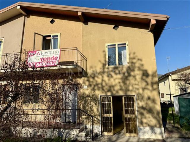 Villa Bifamiliare di 150 mq a Centro Collebeato