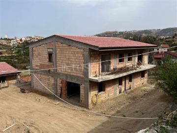 Villa Bifamiliare di 160 mq a Ravagnese, Gallina, Armo Reggio di Calabria