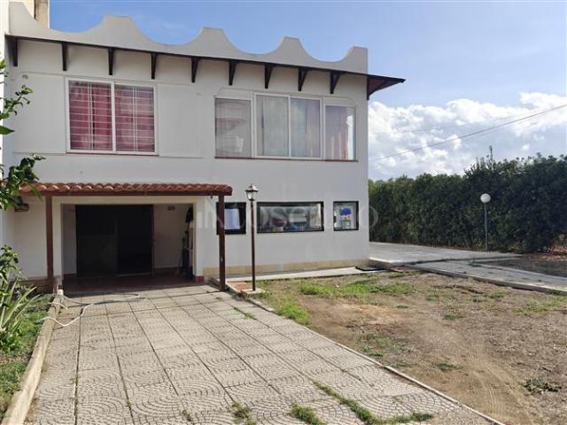 Villa Bifamiliare di 170 mq a Tor San Lorenzo, Nuova California, Landriana Ardea