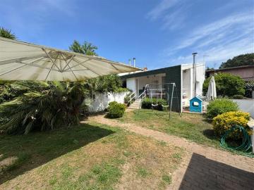Villa Bifamiliare di 170 mq a Axa, Casal Palocco, Infernetto Roma