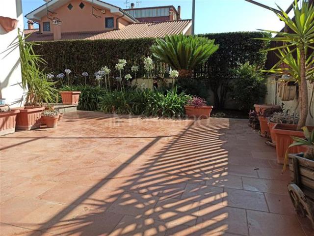 Villa Bifamiliare di 180 mq a Ciampino