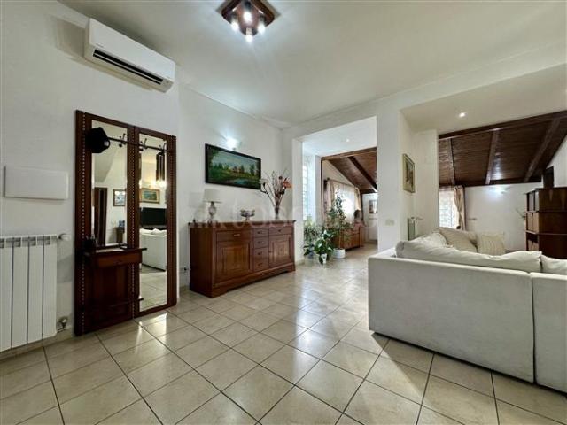 Villa Bifamiliare di 210 mq a Villa Claudia, Lido di Cincinnato, Lido delle Sirene Anzio
