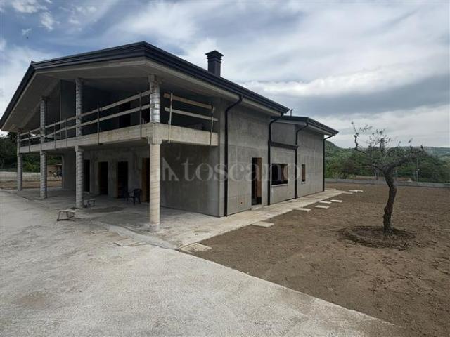 Villa Bifamiliare di 280 mq a Prata di Principato Ultra