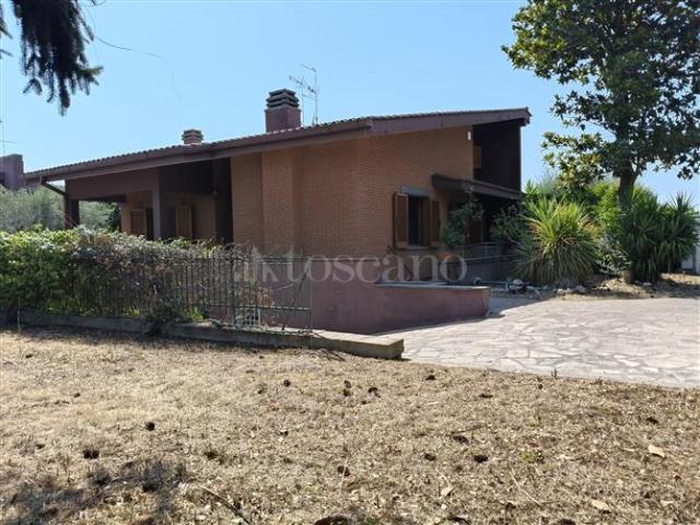 Villa Bifamiliare di 300 mq a Anagnina, Romanina, Tor Vergata Roma