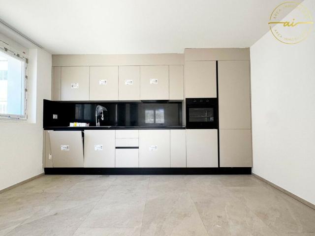 VILLA BIFAMILIARE DI NUOVA COSTRUZIONE CON DUE APPARTAMENTI