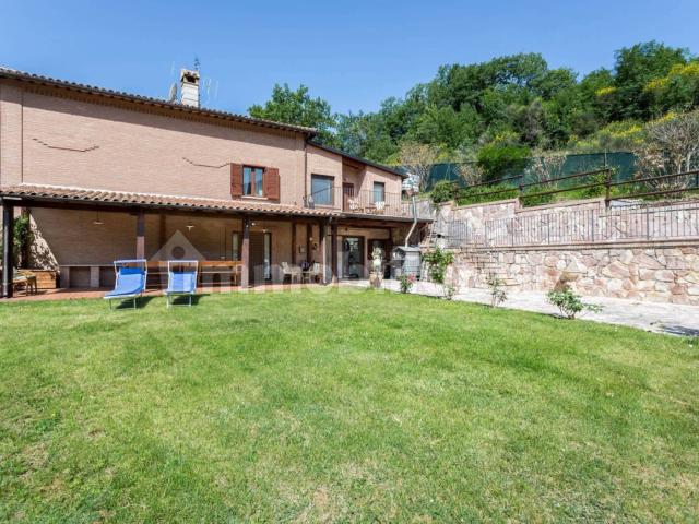 Villa bifamiliare frazione Strettura 70, Fogliano, Castagnacupa, Montebibico, Strettura, Spoleto
