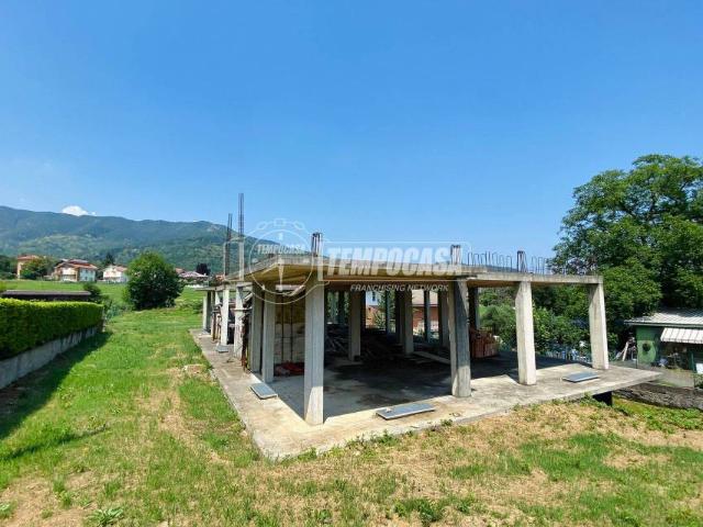 Villa bifamiliare in vendita a Coazze via Magri