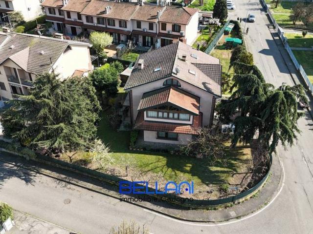 Villa bifamiliare in vendita a Codogno via Gerolamo Ugoni, 1