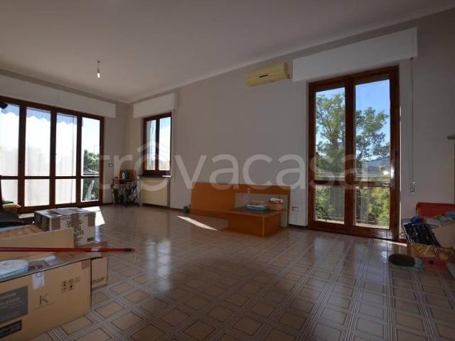 Villa bifamiliare in vendita a Cogorno via San Martino, 44, San Salvatore