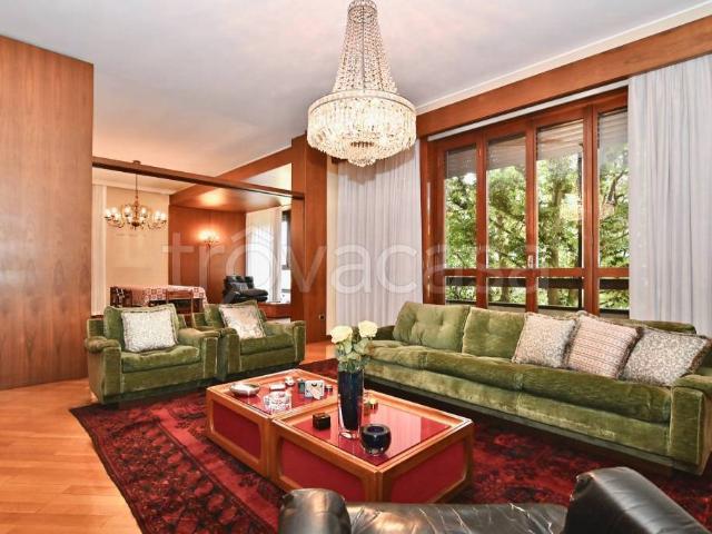 Villa bifamiliare in vendita a Concorezzo via Oreno, 1