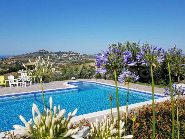 Villa bifamiliare in vendita a Controguerra via Patellara, 16