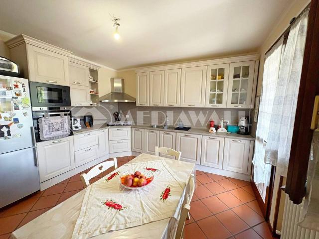 Villa bifamiliare in vendita a Cordenons