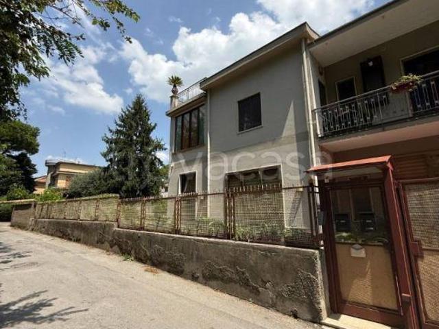 Villa bifamiliare in vendita a Cava de' Tirreni via Antonio Orilia, 22