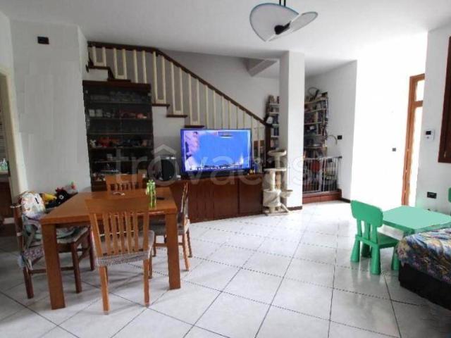 Villa bifamiliare in vendita a Calderara di Reno via Torretta, 4, Bargellino