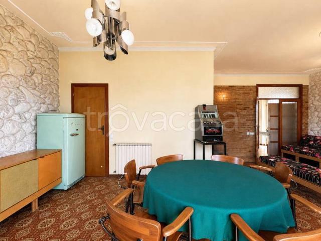 Villa bifamiliare in vendita a Camaiore, Lido Di Camaiore